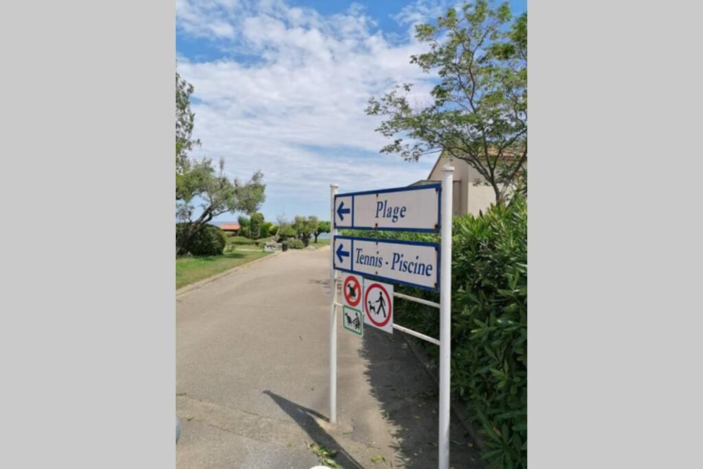 Studio 4 Personnes Bord De Mer Avec Piscine Wifi Cervione Buitenkant foto