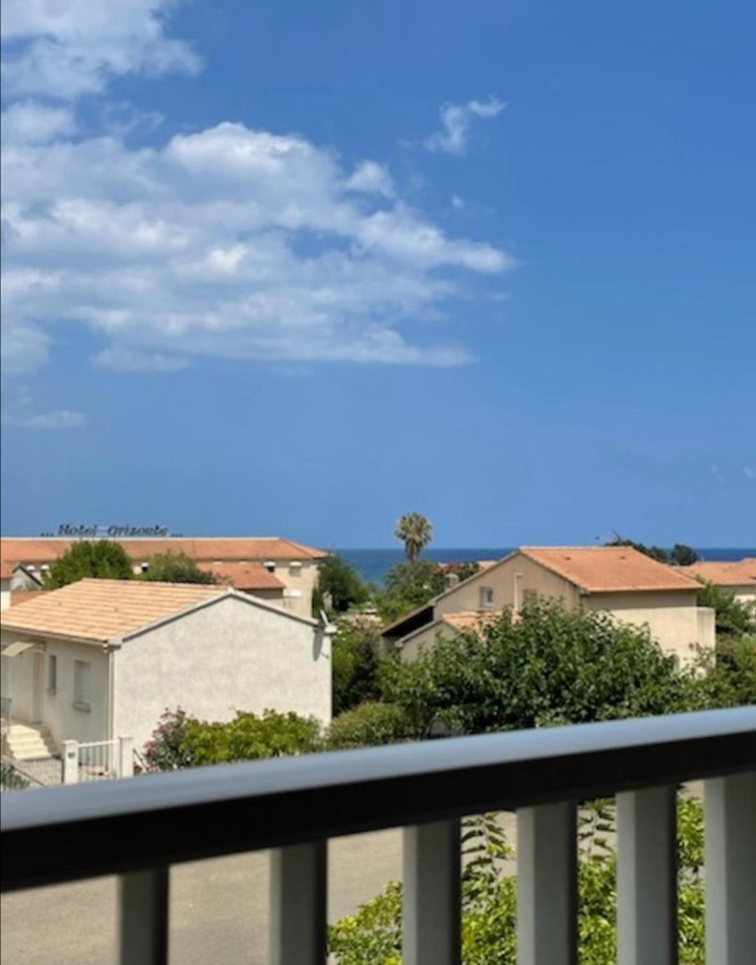 Studio 4 Personnes Bord De Mer Avec Piscine Wifi Cervione Buitenkant foto